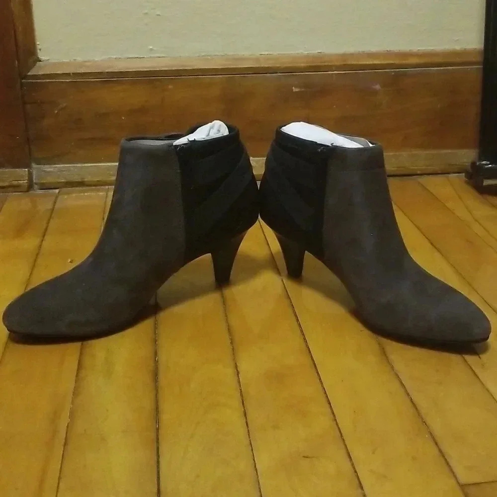 Alfani Step & Flex Vandela Booties Suede Pointed Toe Kitten Heel Boots - Picture 3 of 5